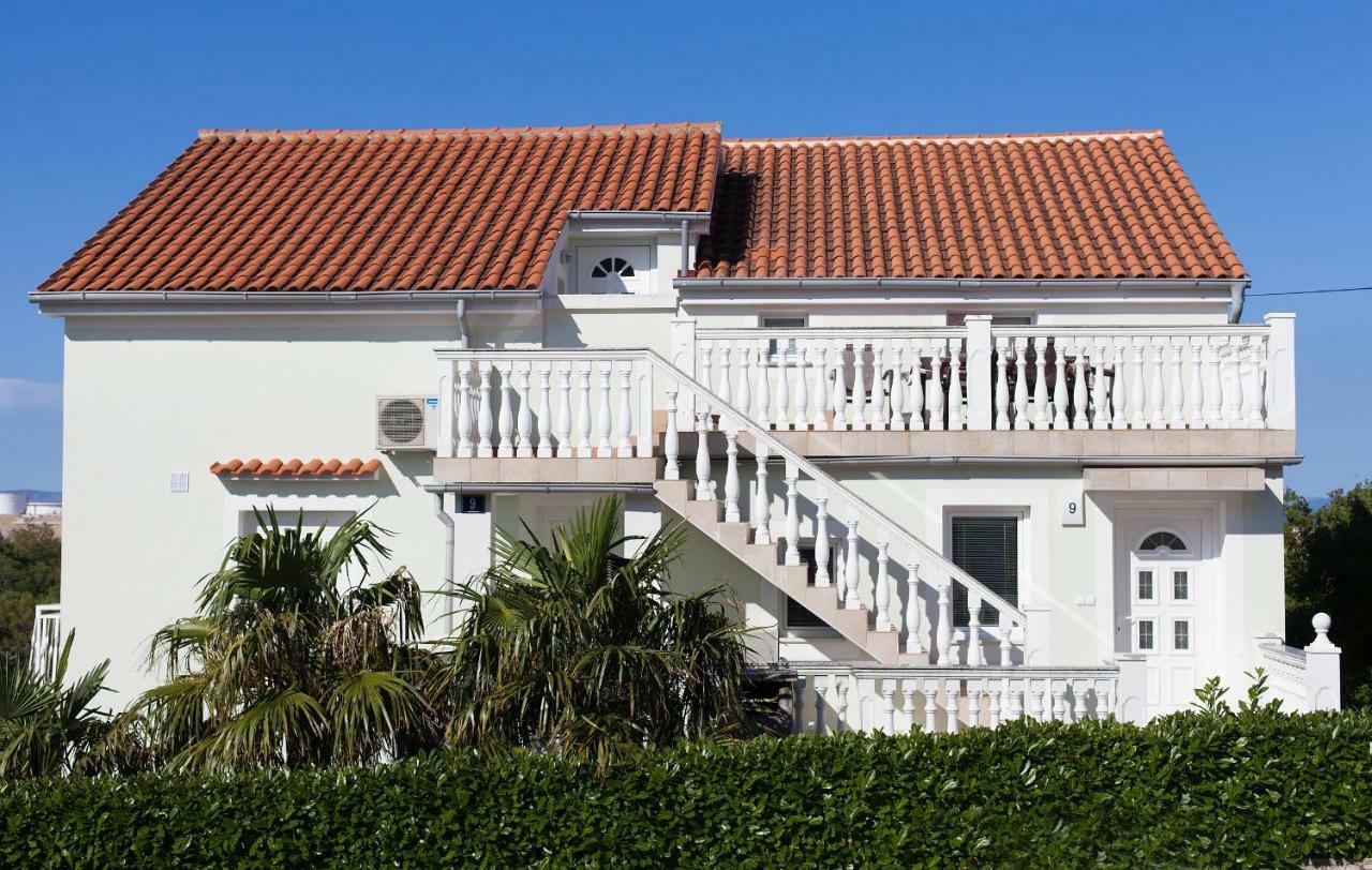 Apartman Kondic Omišalj Exterior foto